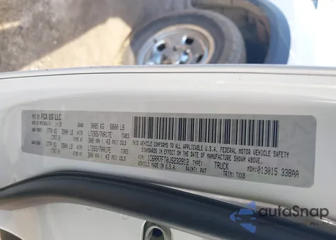 2018 Ram 1500 Tradesman 4X4 6'4 Box from USA, damaged, VIN 1C6RR7FT0JS232912